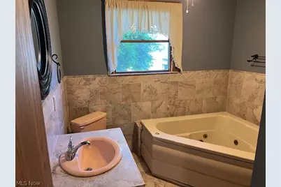 5523 Brewton Avenue NW, Canal Fulton, OH 44614 - Photo 21