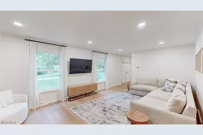 110 Atterbury Boulevard, Hudson, OH 44236 - Photo 5