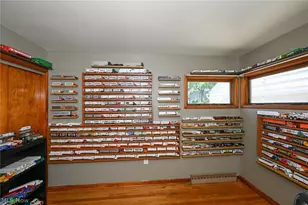 274 E Park Blvd, Akron, OH 44305 - Photo 33