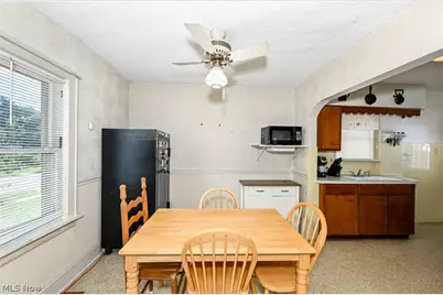 274 E Park Boulevard, Akron, OH 44305 - Photo 21
