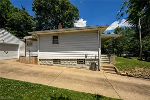 274 E Park Blvd, Akron, OH 44305 - Photo 5