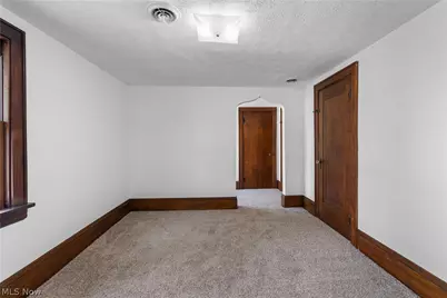 1432 Broad Boulevard, Cuyahoga Falls, OH 44221 - Photo 17