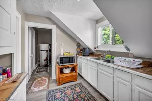 1288 Pondview Ave, Akron, OH 44305 - Photo 21