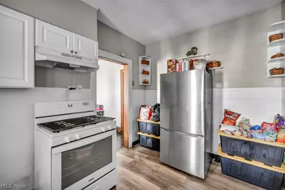 1288 Pondview Avenue, Akron, OH 44305 - Photo 29