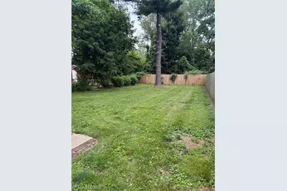 1181 Easton Drive, Akron, OH 44310 - Photo 7