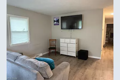 1181 Easton Drive, Akron, OH 44310 - Photo 3