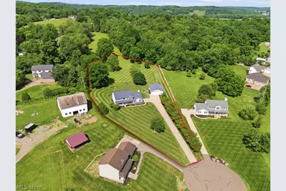 813 Walnut Ridge Street NW, Bolivar, OH 44612 - Photo 3