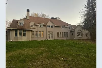 739 Cohasset Drive, Youngstown, OH 44511 - Photo 1