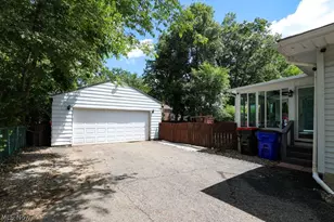 723 Eastland Ave, Ravenna, OH 44266 - Photo 9