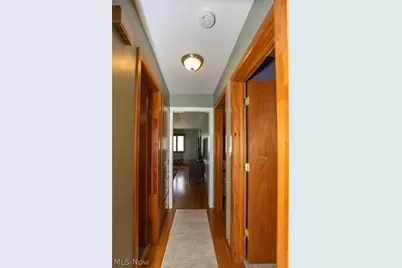 723 Eastland Avenue, Ravenna, OH 44266 - Photo 27