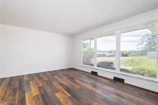 100 Valley Rd, Mingo Junction, OH 43938 - Photo 7