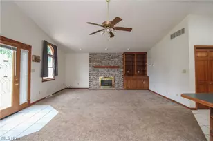 548 W 39th St, Shadyside, OH 43947 - Photo 3