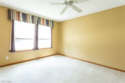457 Harvest Lane, Green Hills, OH 44131 - Photo 39