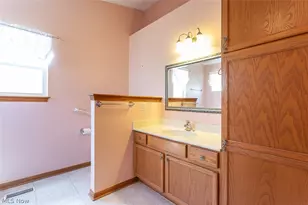 457 Harvest Ln, Green Hills, OH 44131 - Photo 23