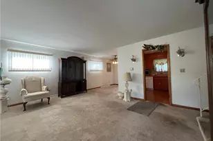 1559 Fairfax Rd, Akron, OH 44313 - Photo 3