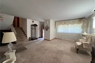1559 Fairfax Rd, Akron, OH 44313 - Photo 5