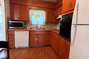 1559 Fairfax Rd, Akron, OH 44313 - Photo 9