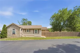 679 St Andrew's Ct, Akron, OH 44312 - Photo 1