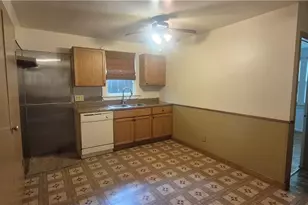 10077 Valleyview Dr, Columbia Station, OH 44028 - Photo 7