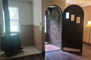 10077 Valleyview Dr, Columbia Station, OH 44028 - Photo 5