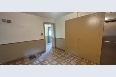 10077 Valleyview Drive, Columbia Station, OH 44028 - Photo 11