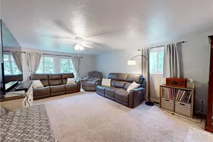 1063 Thistleridge Dr, Macedonia, OH 44056 - Photo 3
