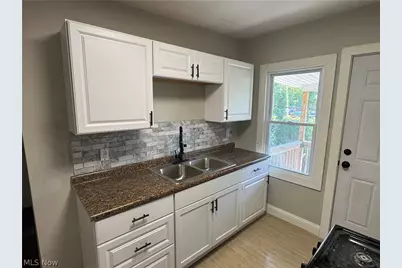 13704 Deise Avenue, Loveland, OH 44110 - Photo 9