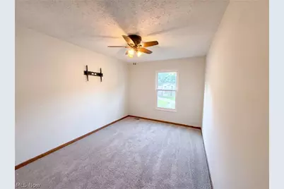 654 Diamond Circle, Ravenna, OH 44266 - Photo 11