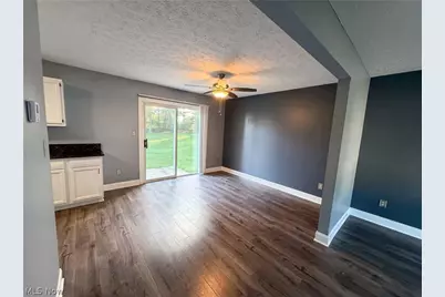 654 Diamond Circle, Ravenna, OH 44266 - Photo 3