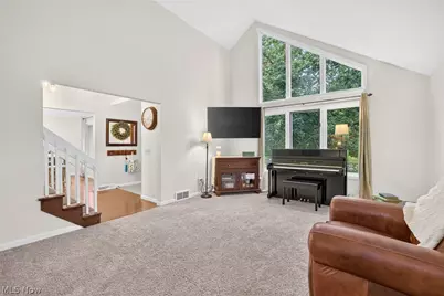 4416 Greenmeadow Avenue NW, Canton, OH 44709 - Photo 3