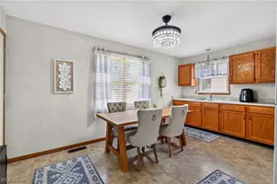 3014 Harmont Ave NE, Canton, OH 44705 - Photo 9