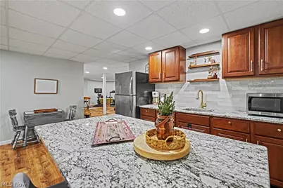 8851 Spring Valley Drive, Grandview Heights, OH 44147 - Photo 43