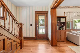 127 N Linden Ave, Orrville, OH 44667 - Photo 3