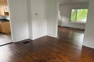 954 Pershing Rd, Zanesville, OH 43701 - Photo 7