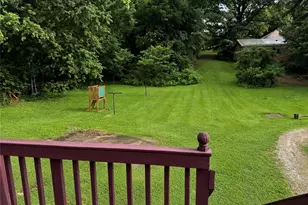 954 Pershing Rd, Zanesville, OH 43701 - Photo 3