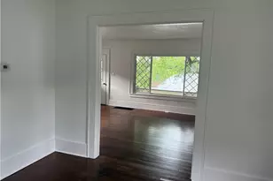 954 Pershing Rd, Zanesville, OH 43701 - Photo 11