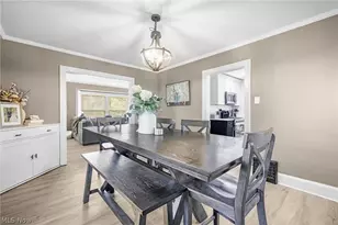 247 Highland Ave, Wadsworth, OH 44281 - Photo 9