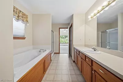 4956 Windsford Circle, North Ridgeville, OH 44039 - Photo 23