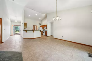 4956 Windsford Cir, North Ridgeville, OH 44039 - Photo 7