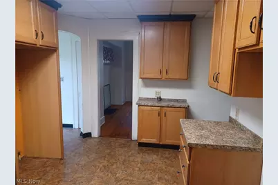 918 Winona Drive, Youngstown, OH 44511 - Photo 5