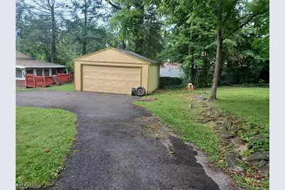 918 Winona Drive, Youngstown, OH 44511 - Photo 13