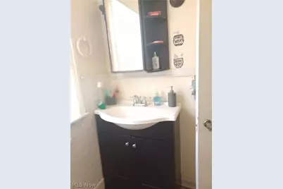 918 Winona Drive, Youngstown, OH 44511 - Photo 9