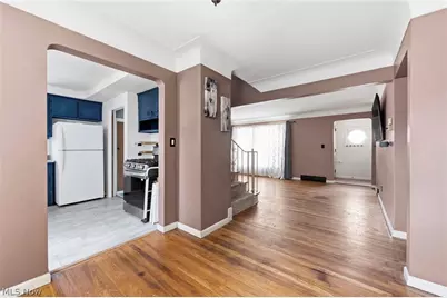 29002 Foxboro Street, Willowick, OH 44095 - Photo 9