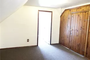 12905 Forest Ave, Loveland, OH 44120 - Photo 9