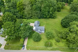 2748 Canton Rd, Uniontown, OH 44685 - Photo 43