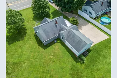 2748 Canton Road, Uniontown, OH 44685 - Photo 45