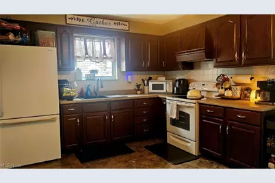 2654 Lafayette Boulevard, Steubenville, OH 43953 - Photo 19