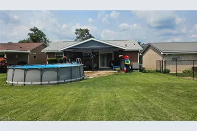 2654 Lafayette Boulevard, Steubenville, OH 43953 - Photo 13