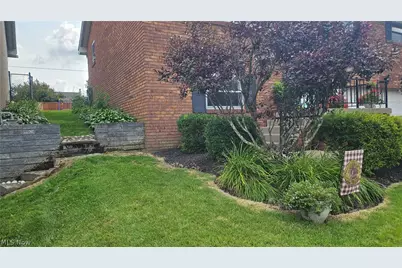 2654 Lafayette Boulevard, Steubenville, OH 43953 - Photo 7