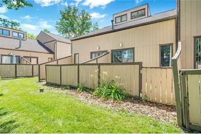 621 Center Avenue, Cuyahoga Falls, OH 44221 - Photo 25